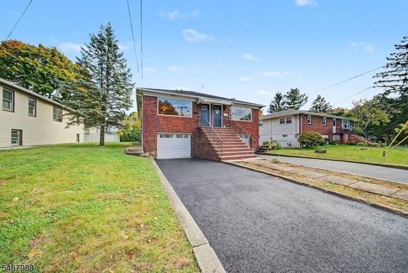 721 Hillside Ave