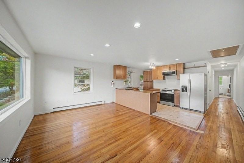 721 Hillside Ave - Photo 4 of 20