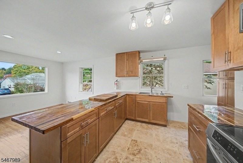 721 Hillside Ave - Photo 7 of 20
