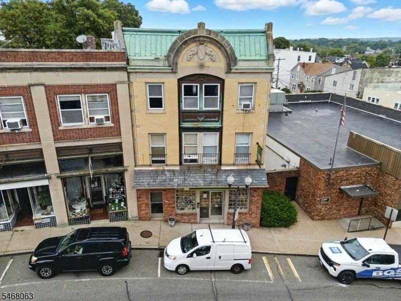 409 Main St #2F - Photo 4 of 21