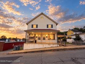 1113 Wood St - Photo 1 of 1