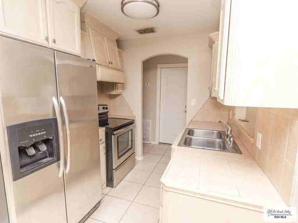 364 Naranjal - Photo 4 of 11