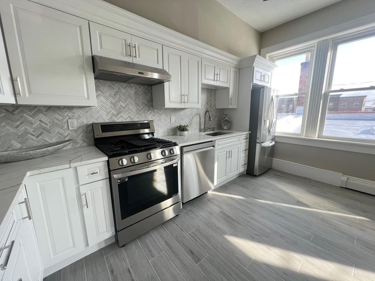 344 Central Ave #2 - Photo 5 of 27