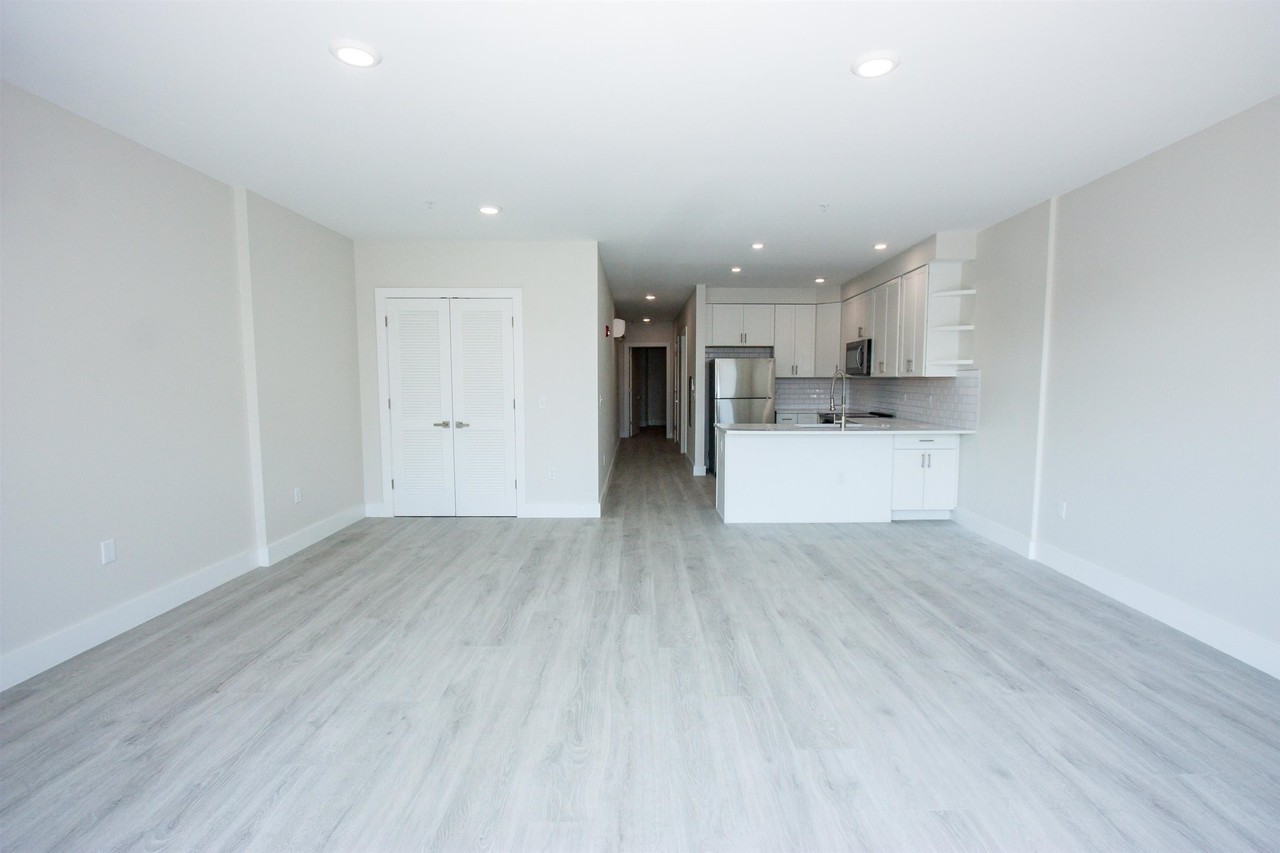141 Newark Ave #2S - Photo 3 of 15