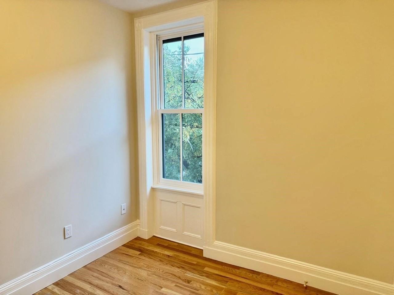 1200 Park Ave #1 - Photo 7 of 24