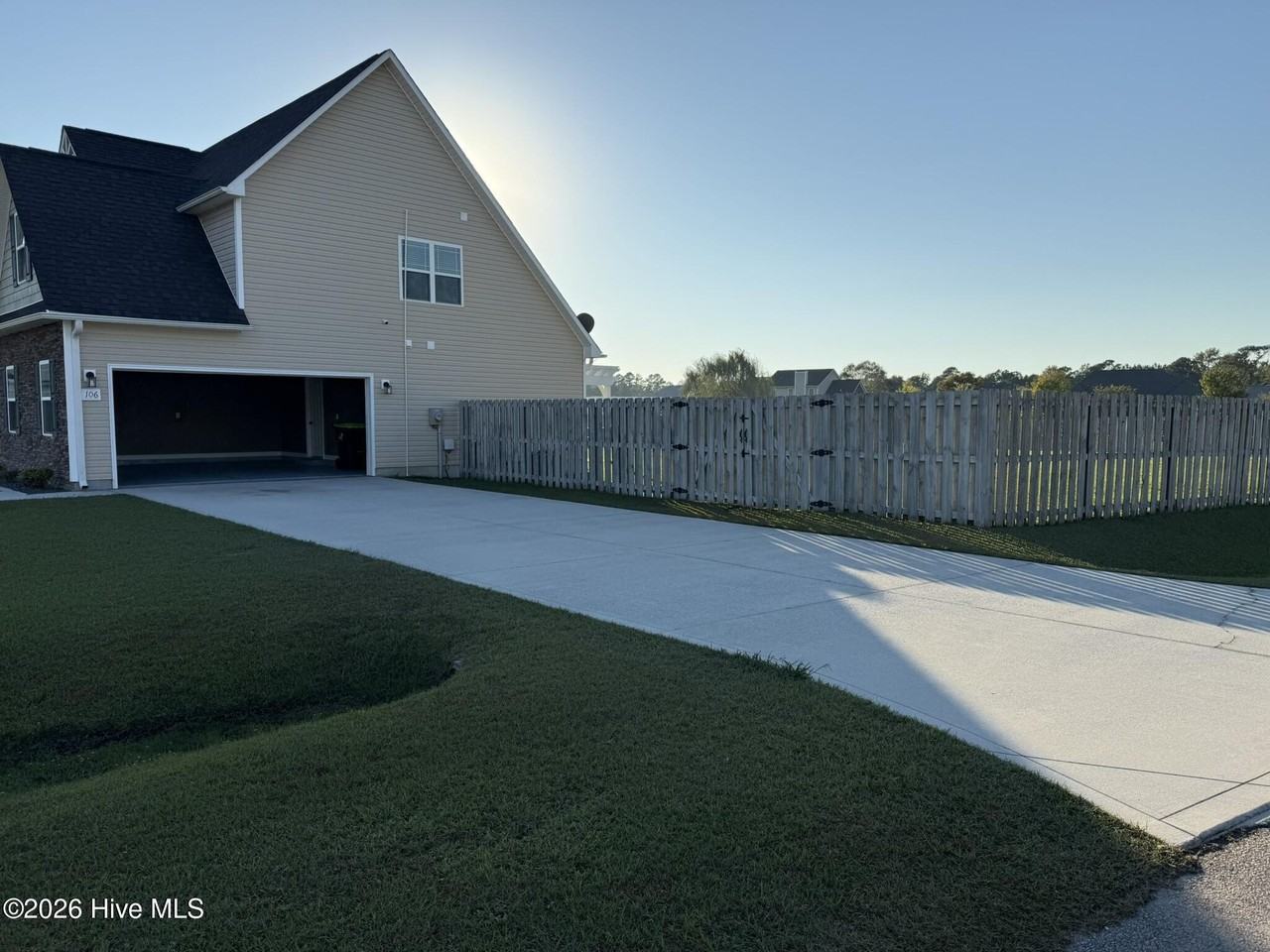 106 Barnhouse Rd - Photo 2 of 42