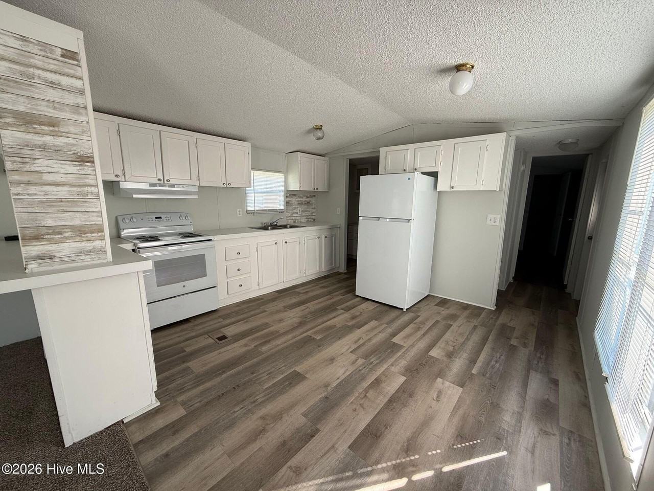 120 Avery Rd #2 - Photo 3 of 10