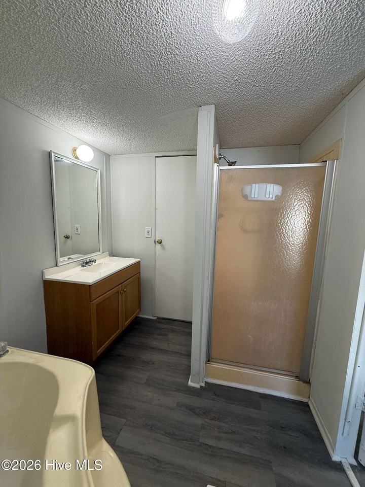 120 Avery Rd #2 - Photo 6 of 10