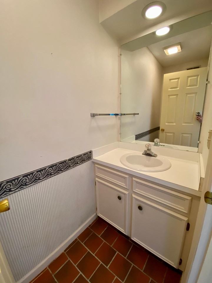 103 Crawford Creek Dr - Photo 3 of 9