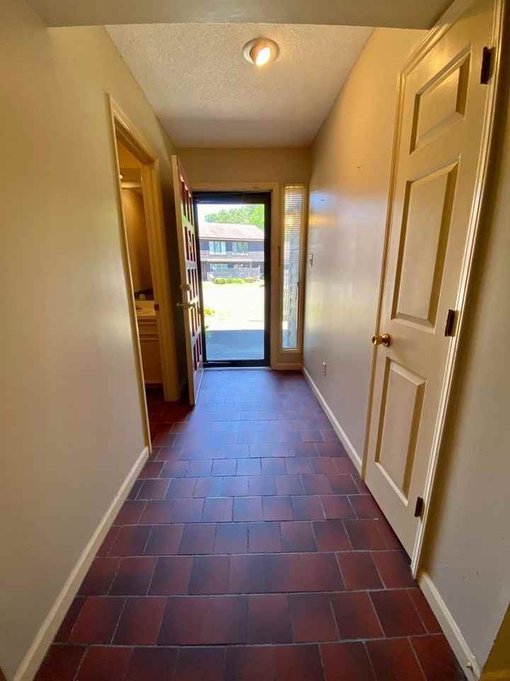 103 Crawford Creek Dr - Photo 4 of 9