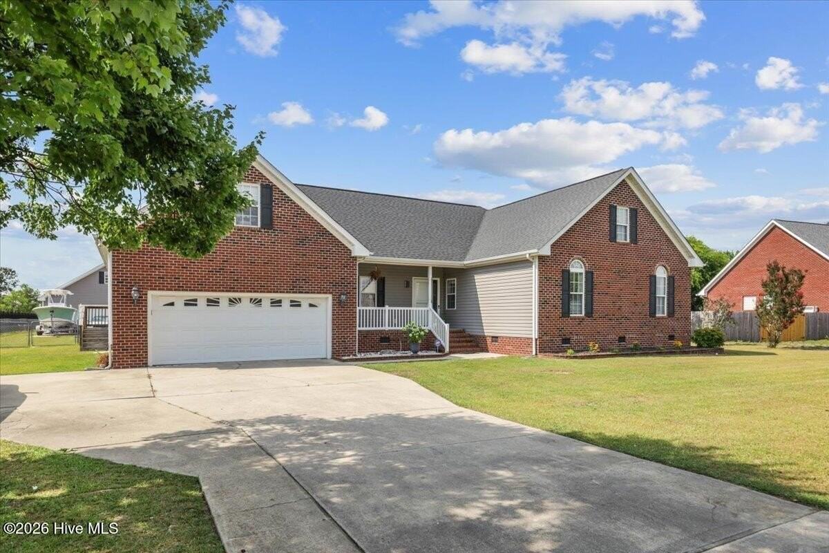 105 Pointe Dr - Photo 2 of 20