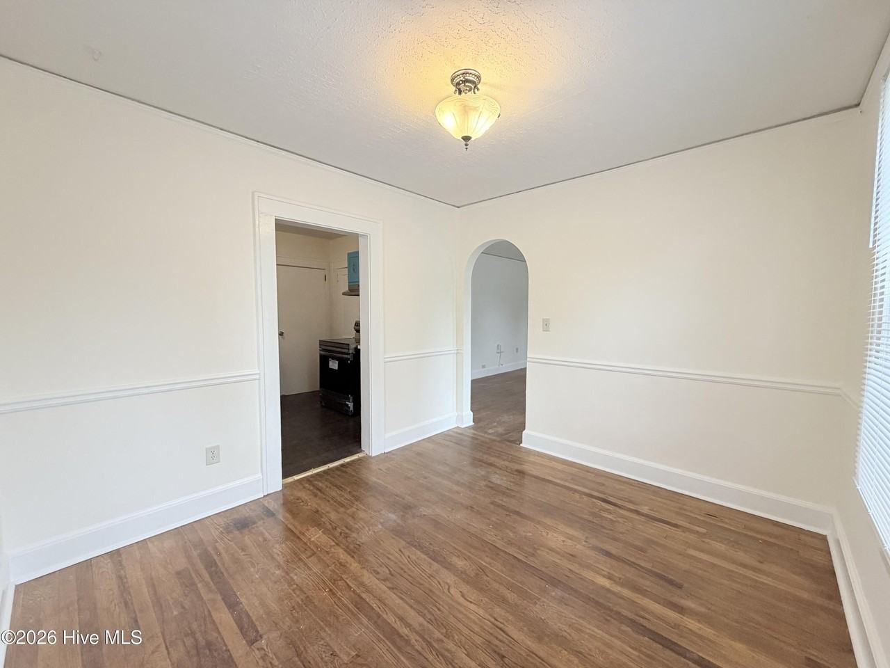2122 Sanders Rd - Photo 7 of 16