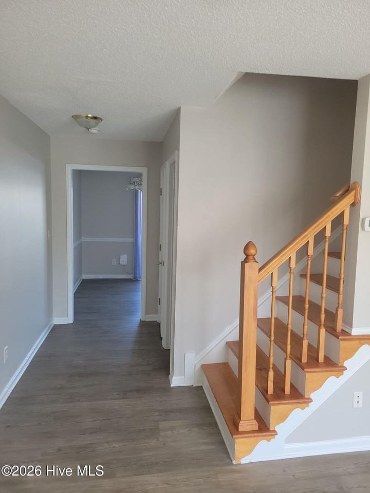 2112 Flagstone Ct #C7 - Photo 6 of 24
