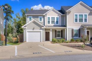 689 Aberdeen Cir - Photo 1 of 1