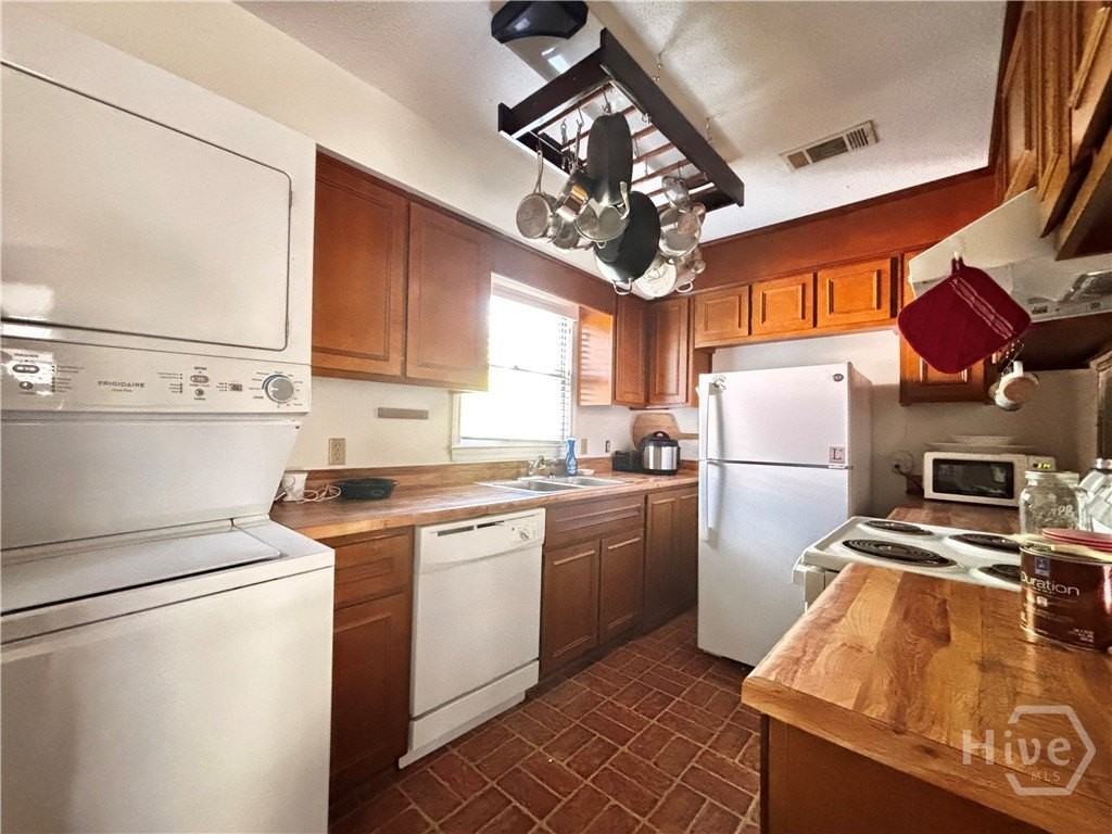 1 Washington Ave - Photo 5 of 11