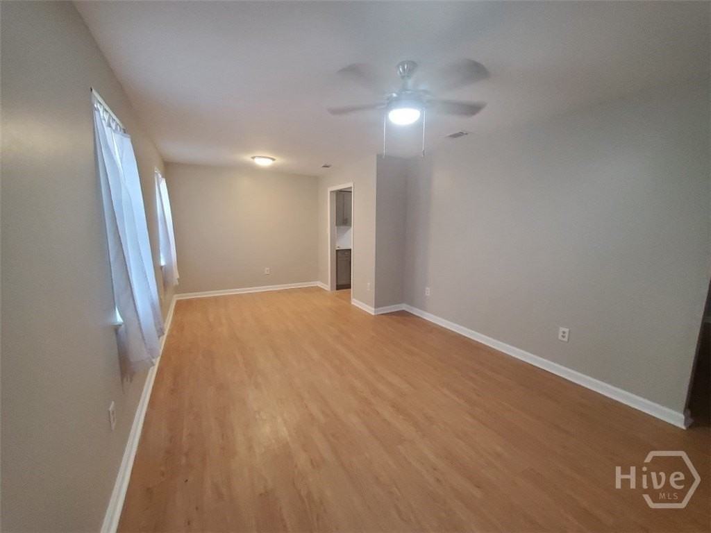 118 Lucian Cir - Photo 2 of 13