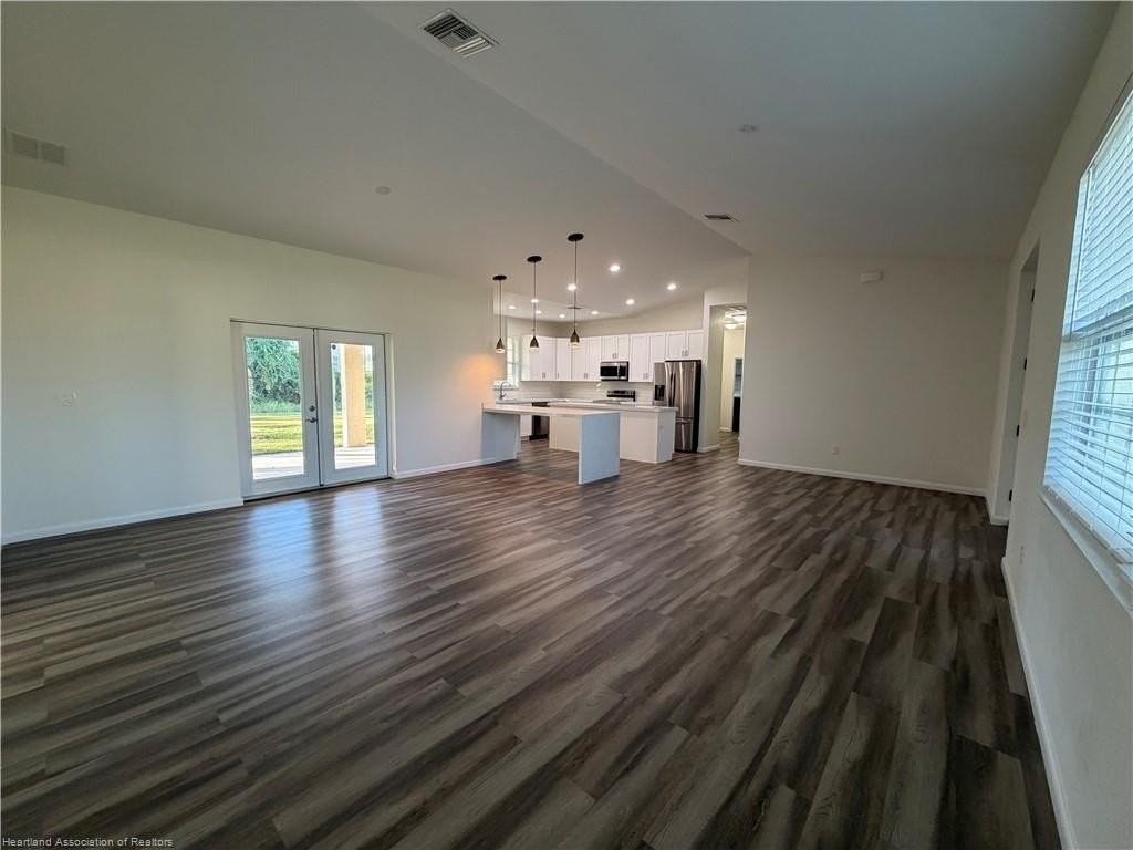 4259 Cremona Dr - Photo 5 of 40