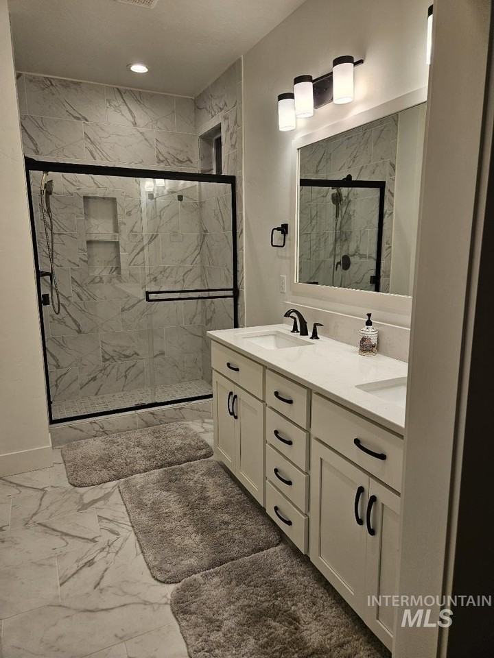 6031 W Riva Capri St - Photo 4 of 15