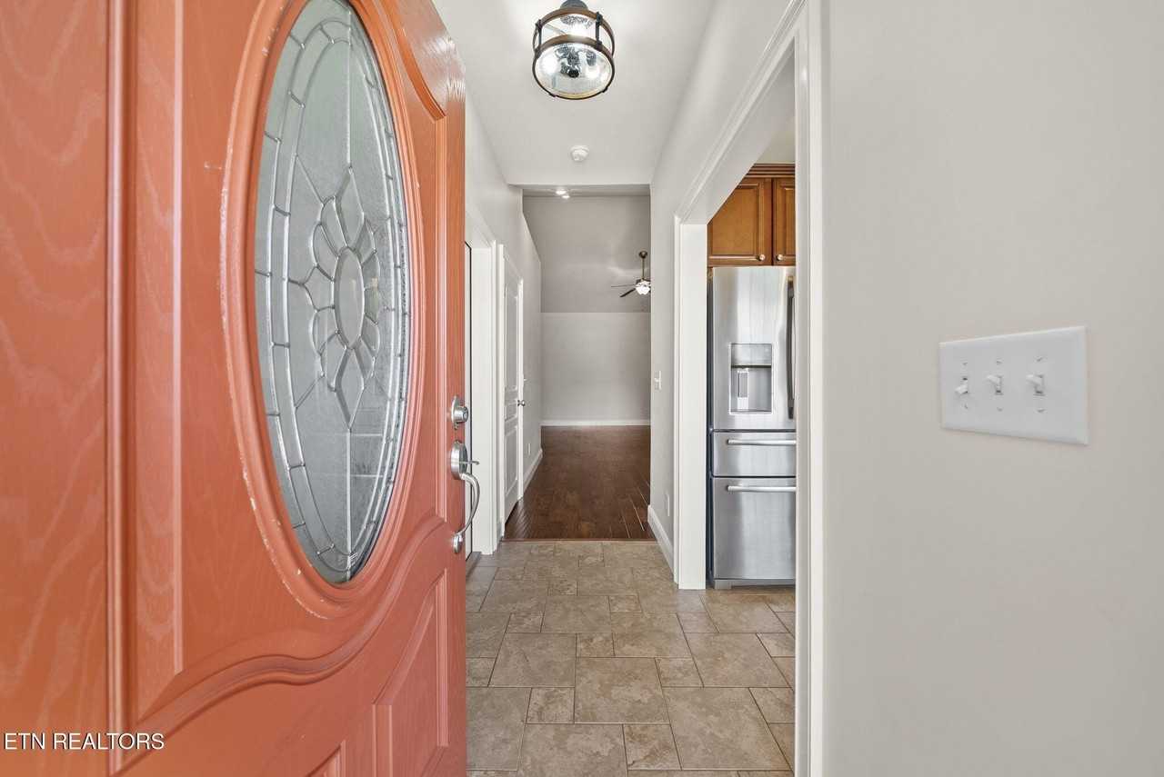 42 Saddle Brook Ln - Photo 5 of 50