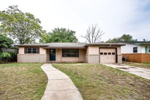 featured image of 2707 39th St