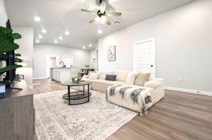 featured image of 7216 35th St