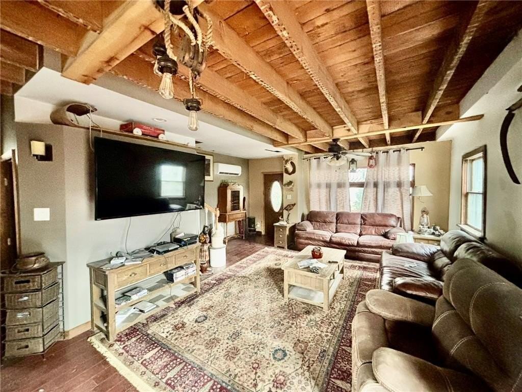 228 Center St - Photo 5 of 14