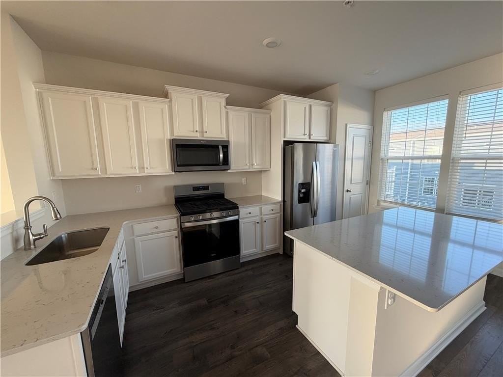 1129 Turnstone Dr - Photo 4 of 19