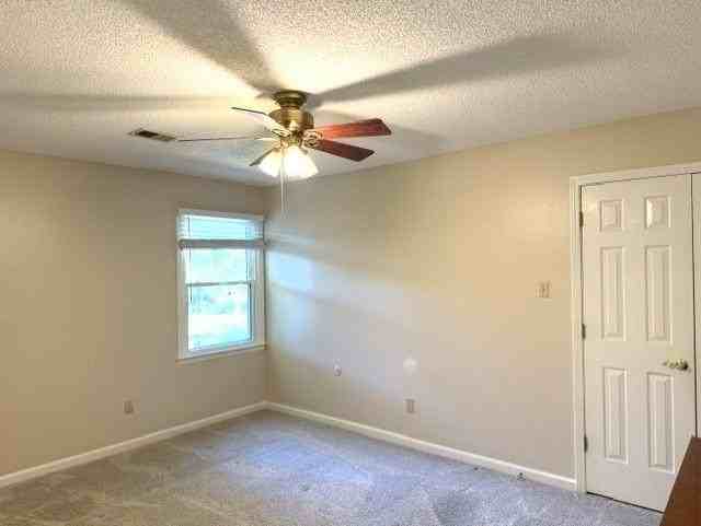 959 Misty Glen Dr - Photo 4 of 14