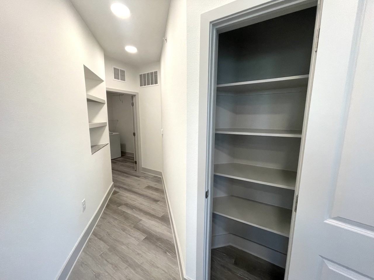 2601 N Austin Ave #10-3110 - Photo 5 of 8