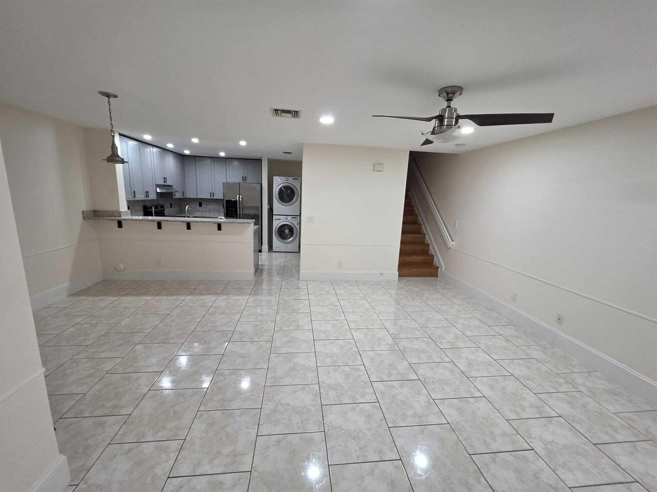 5362 Sw 125th Ave - Photo 2 of 8