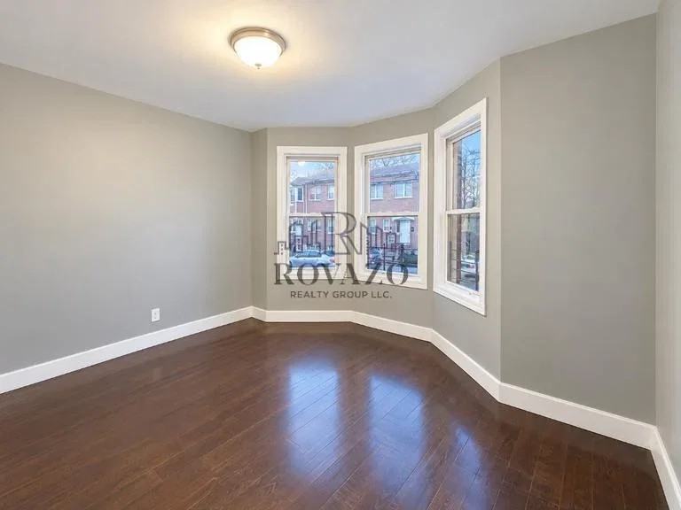 681 S 20th St #2C - Photo 3 of 8