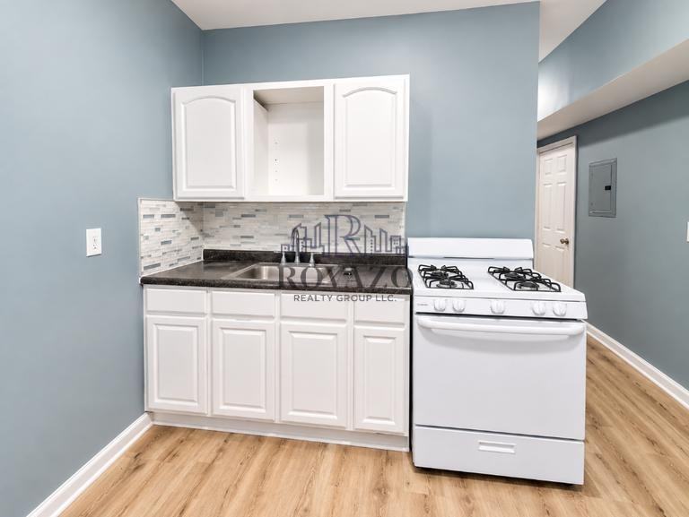 794 Bergen St #1C2C - Photo 2 of 8