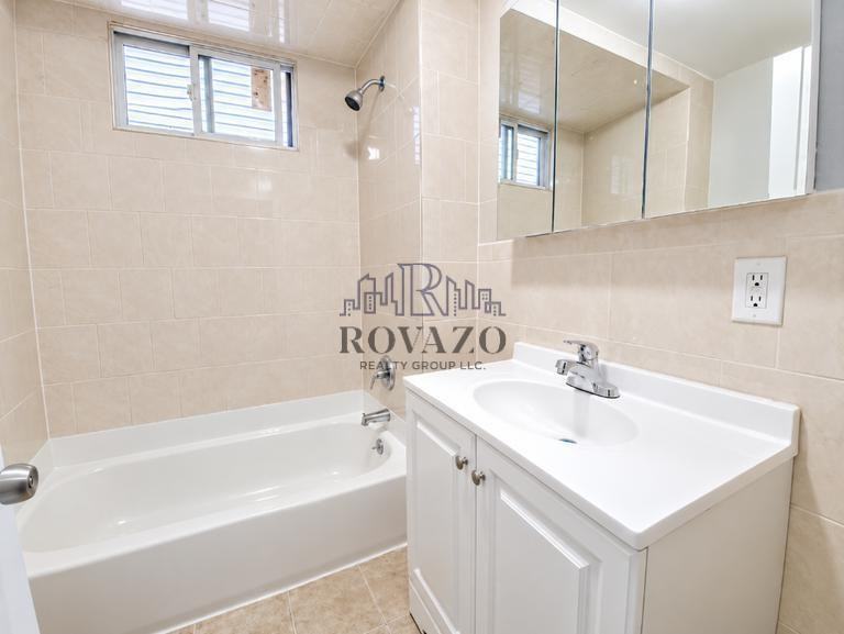 794 Bergen St #1C2C - Photo 3 of 8