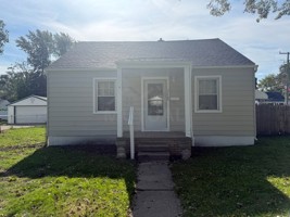 featured image of 24449 Annapolis St