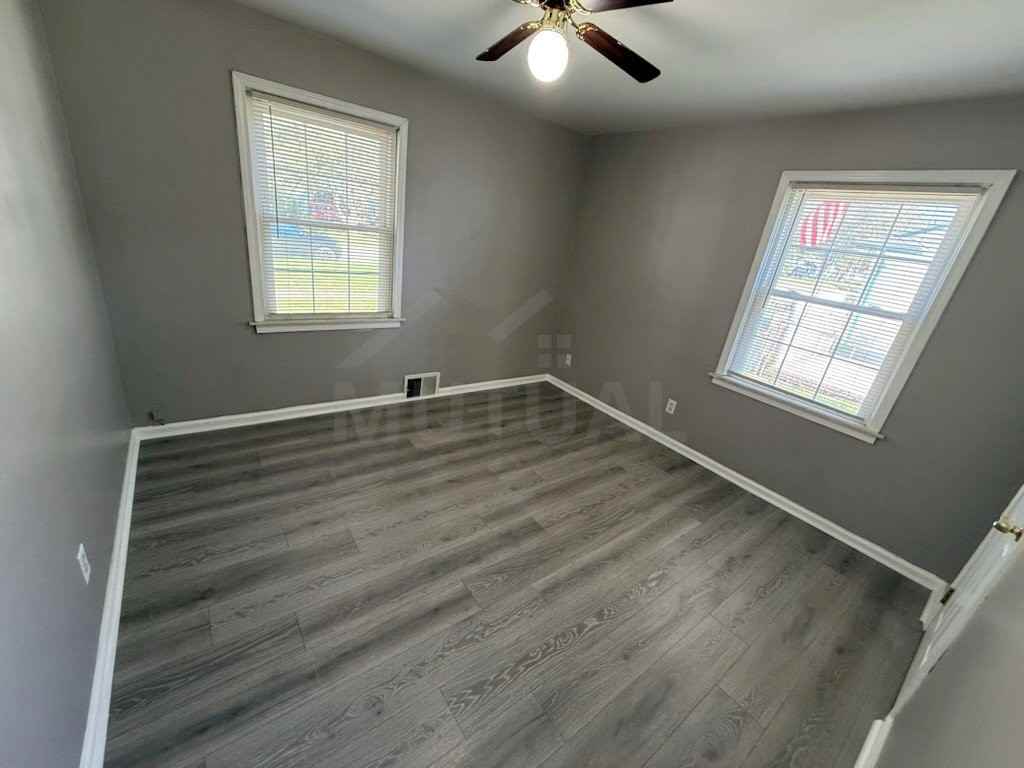 24449 Annapolis St - Photo 6 of 8