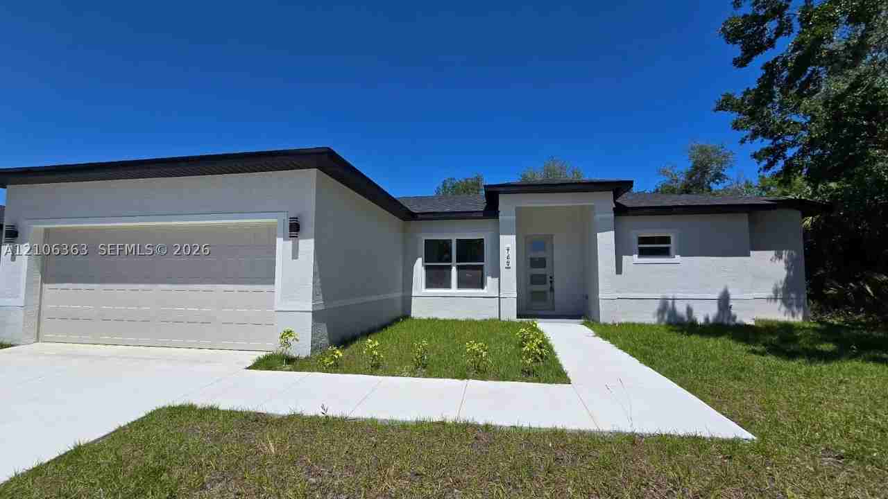 2862 Pomello Ave Sw - Photo 2 of 16