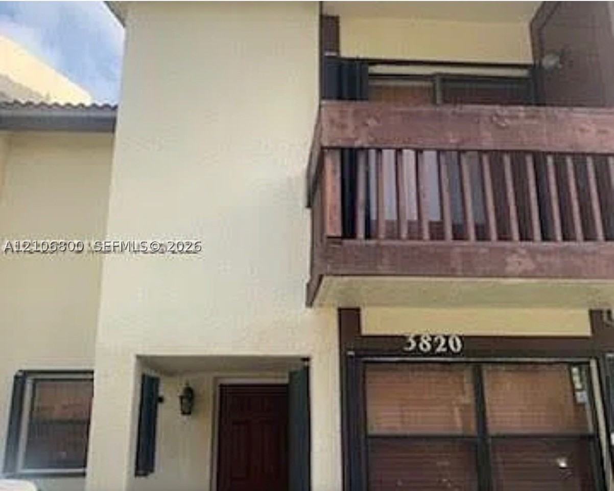3820 Sw 52nd Ave