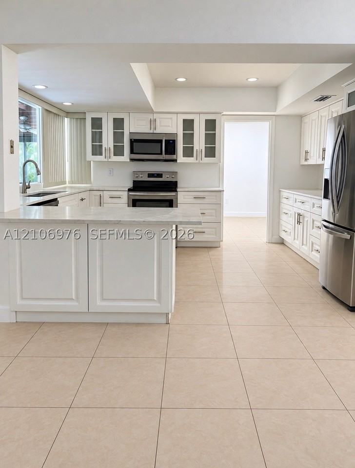 8376 Nw 16th St - Photo 2 of 17