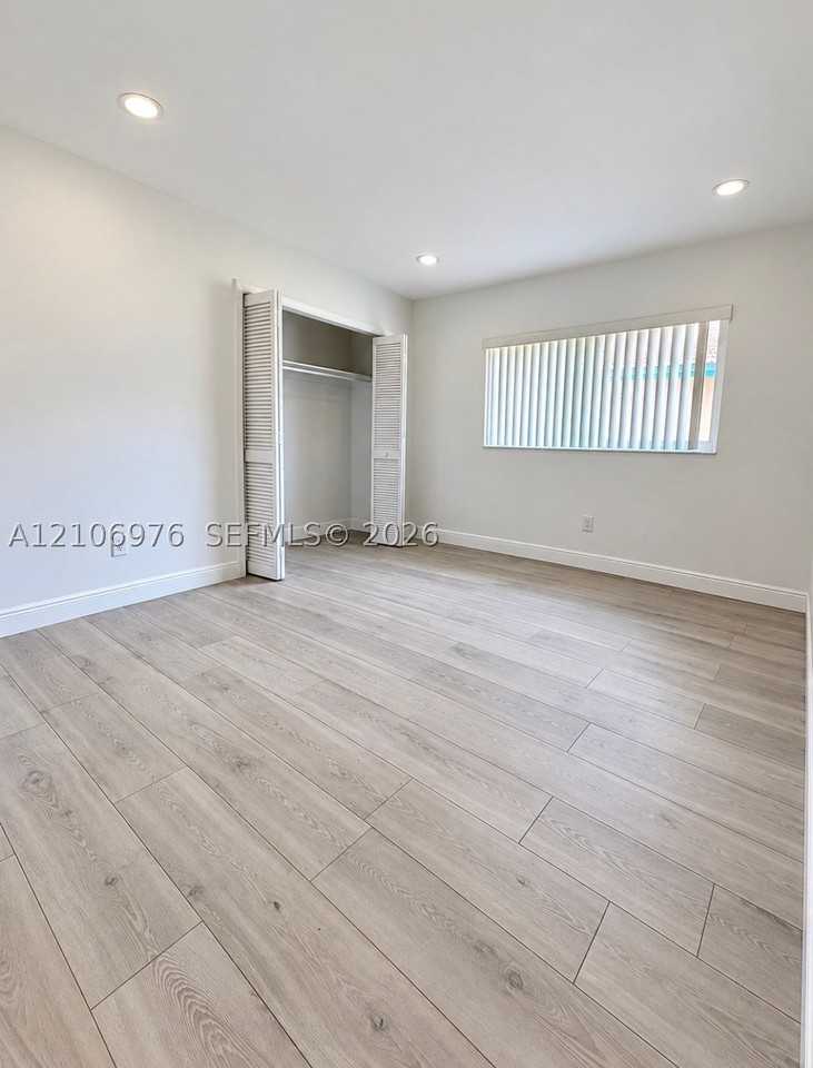 8376 Nw 16th St - Photo 7 of 17