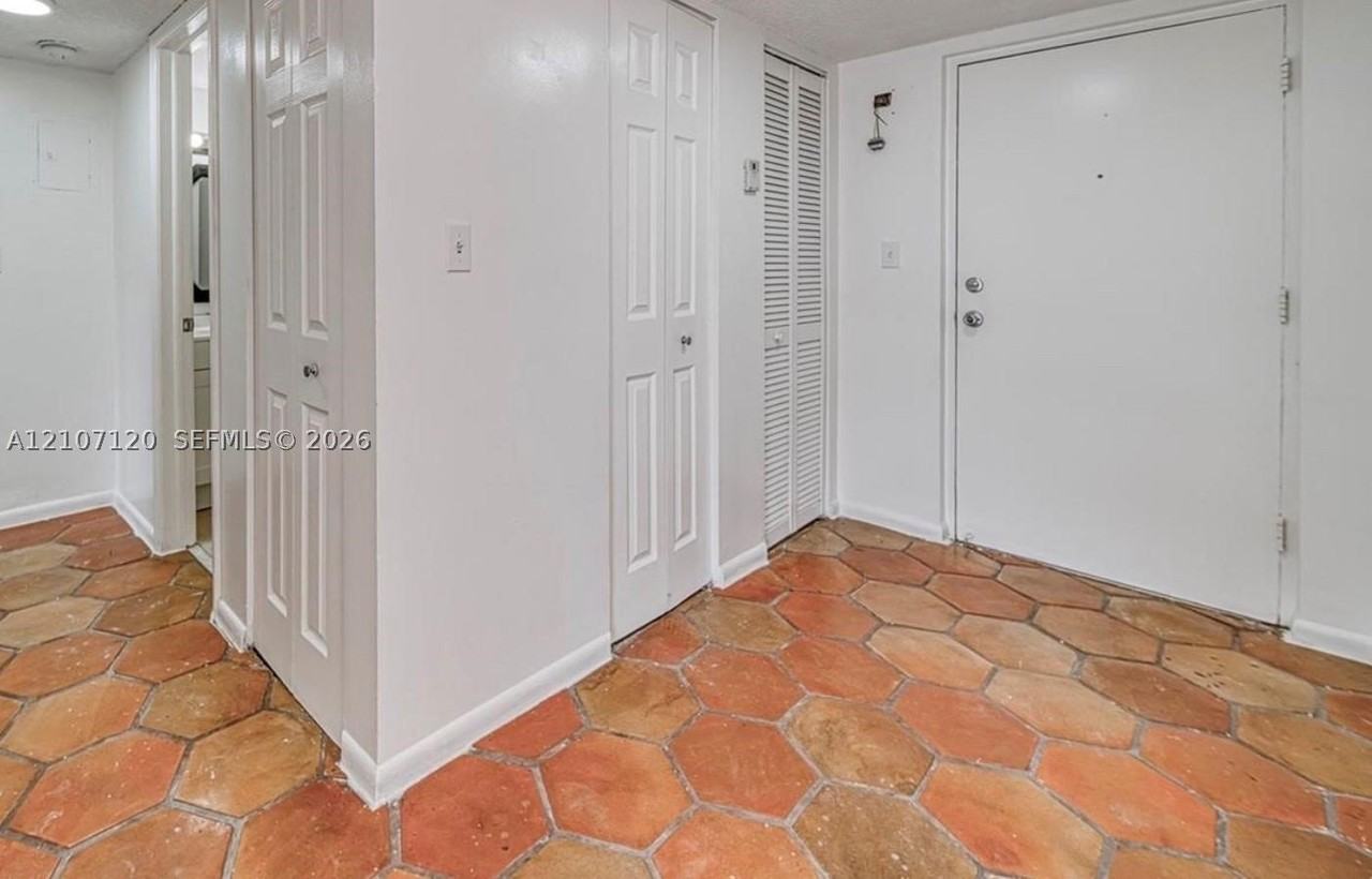 9520 Sw 8th St #222 - Photo 2 of 13