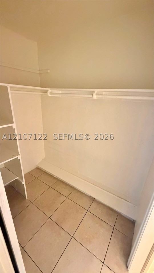 1021 Euclid Ave #3 - Photo 2 of 8
