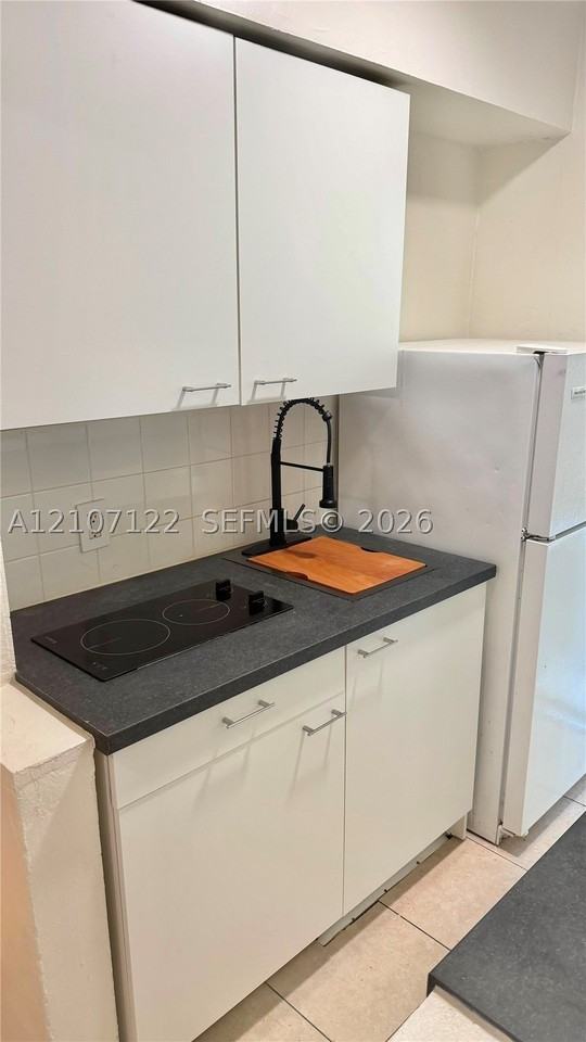 1021 Euclid Ave #3 - Photo 5 of 8