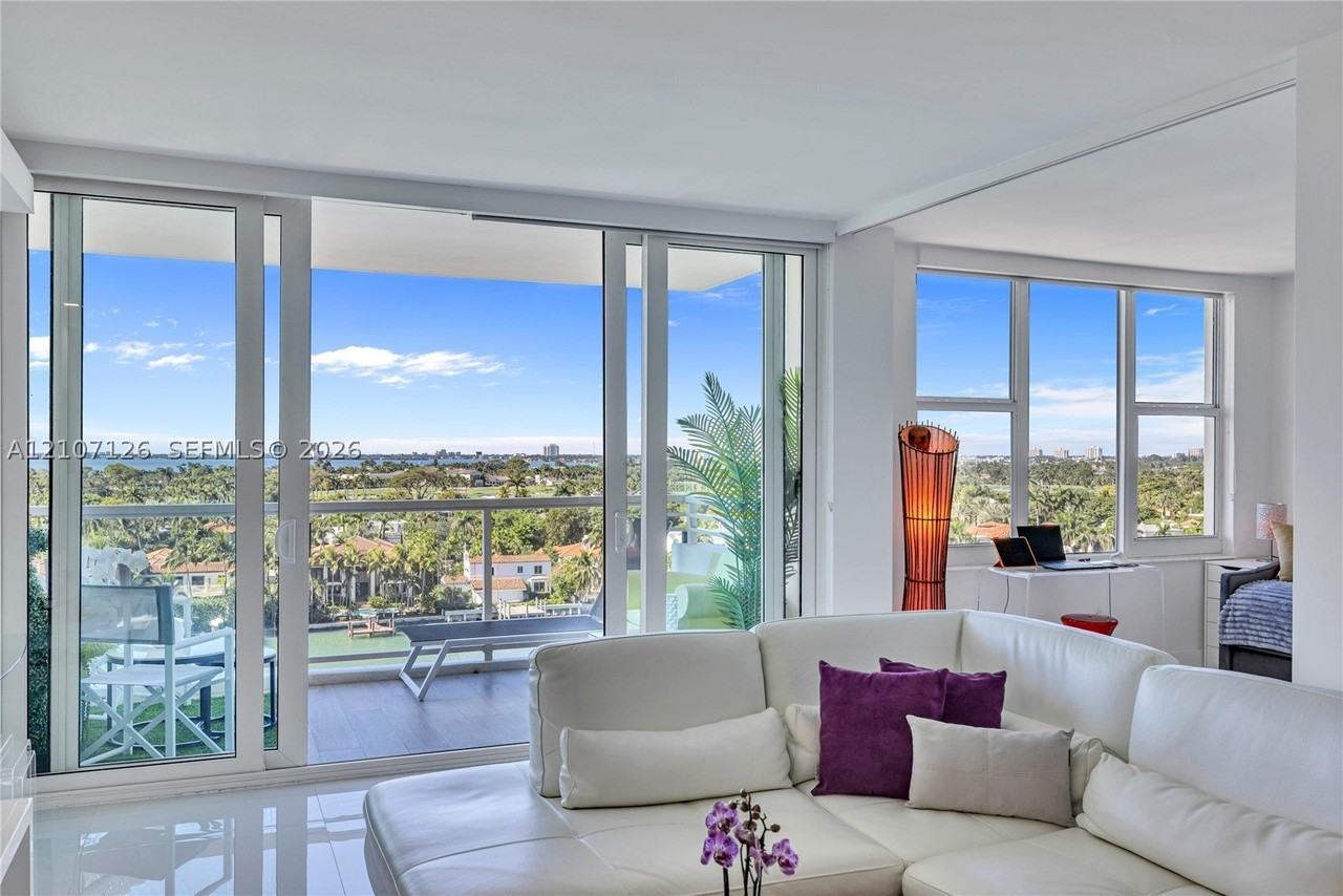 5600 Collins Ave #10H - Photo 4 of 50