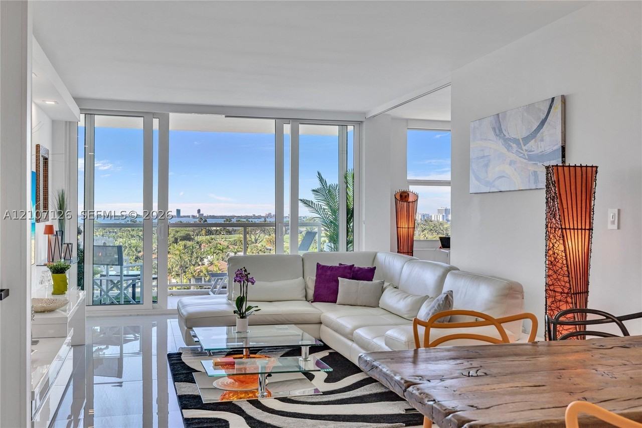 5600 Collins Ave #10H - Photo 7 of 50