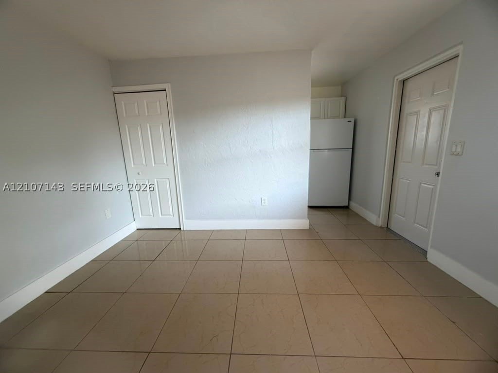 1281 Nw 60th St #6 - Photo 4 of 15