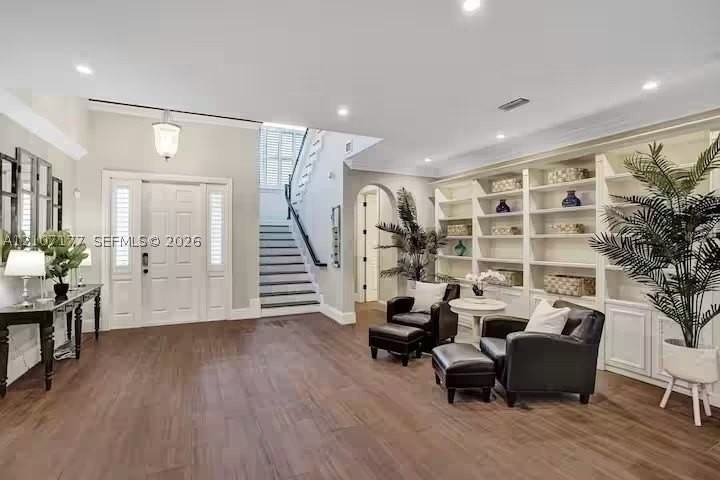 952 Lincoln St - Photo 7 of 50