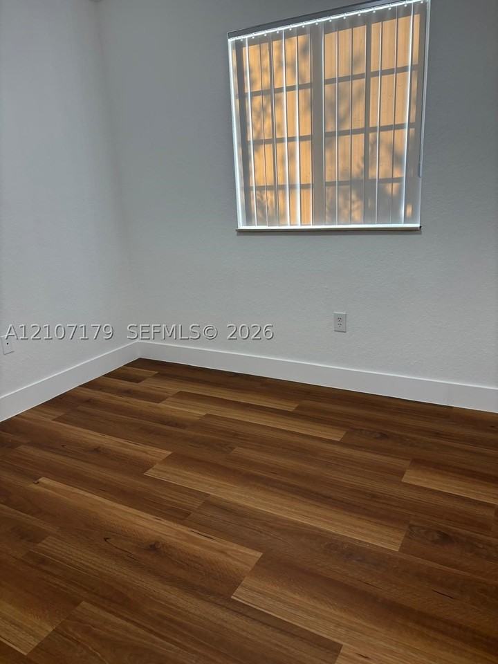 21221 Nw 14th Pl #4-23 - Photo 5 of 15