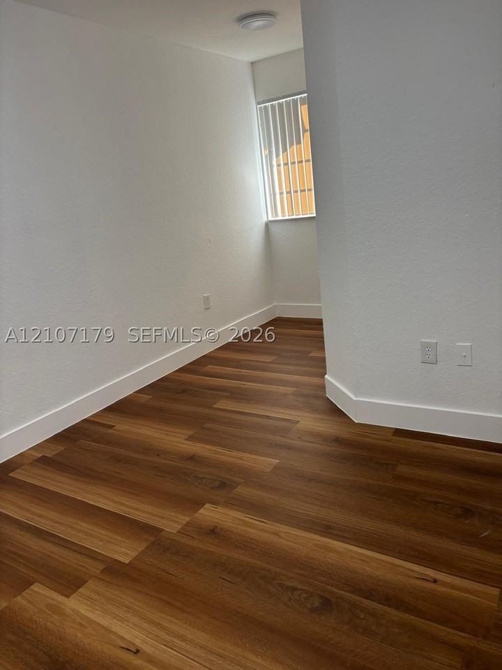 21221 Nw 14th Pl #4-23 - Photo 6 of 15