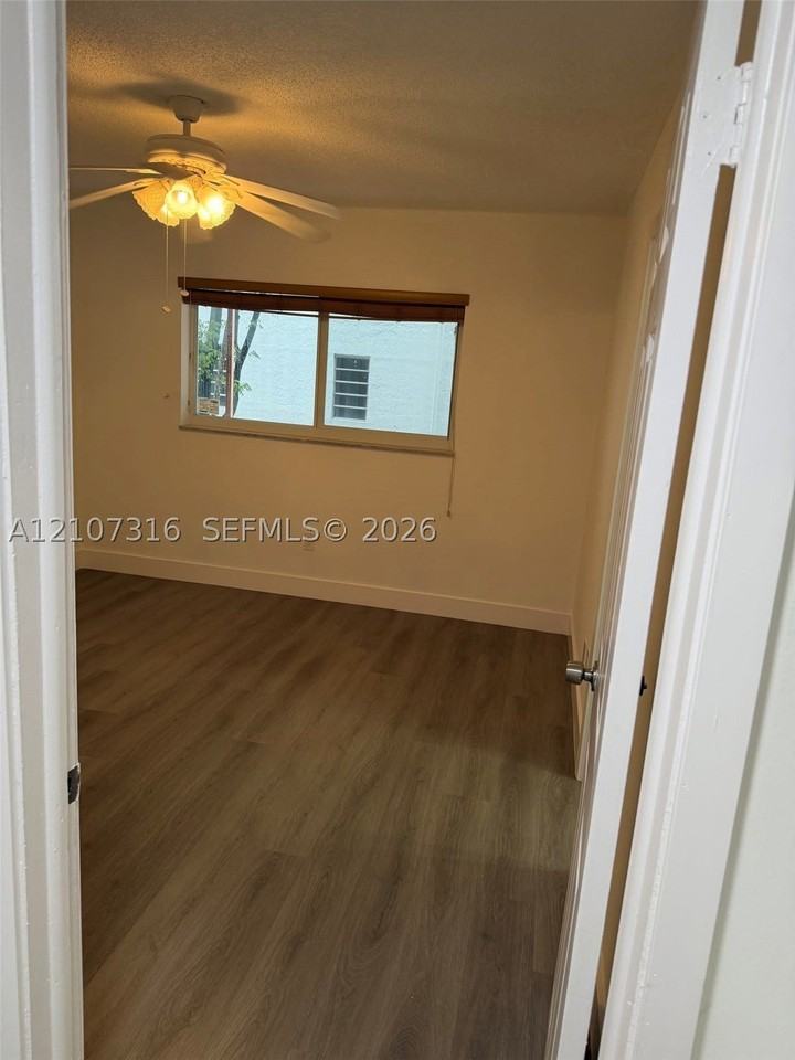 1630 W 46th St #203B - Photo 7 of 11