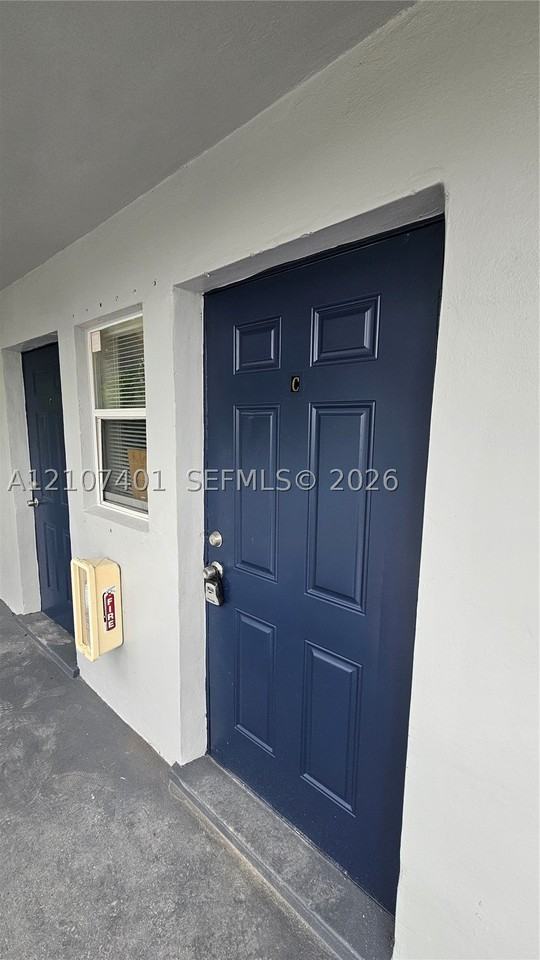 1524 Sw 5th Pl #C - Photo 2 of 13